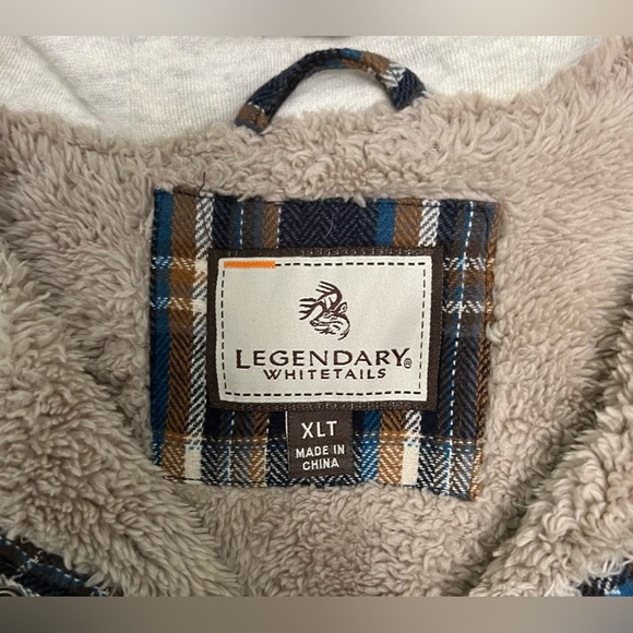 Legendary Whitetails Camp Night Hooded Flannel Shirt Jacket - Picture 6 of 9